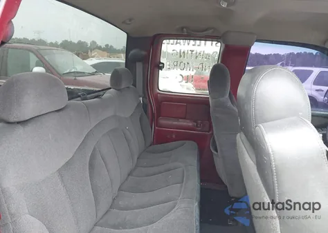 2002 GMC Sierra 1500 Sle z USA, uszkodzony, nr VIN 2GTEC19V321361621